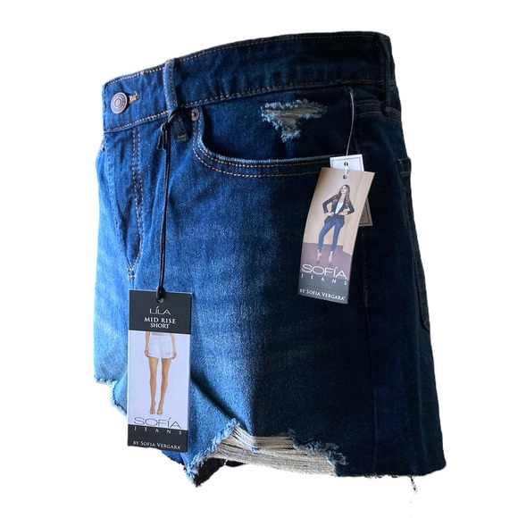 Sofia Jeans Lila Relaxed Mid Rise Shorts With Distressed Hem & Body - Picture 11 of 13